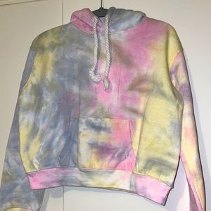 NWOT tie die crop hoodie small